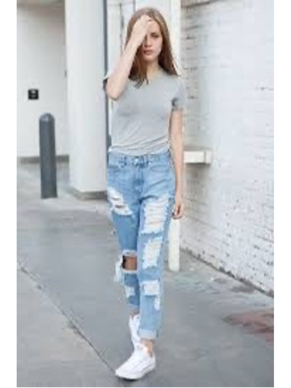 Brandy Melville Women's Light Blue Distressed Straight Leg Jeans Size 25
